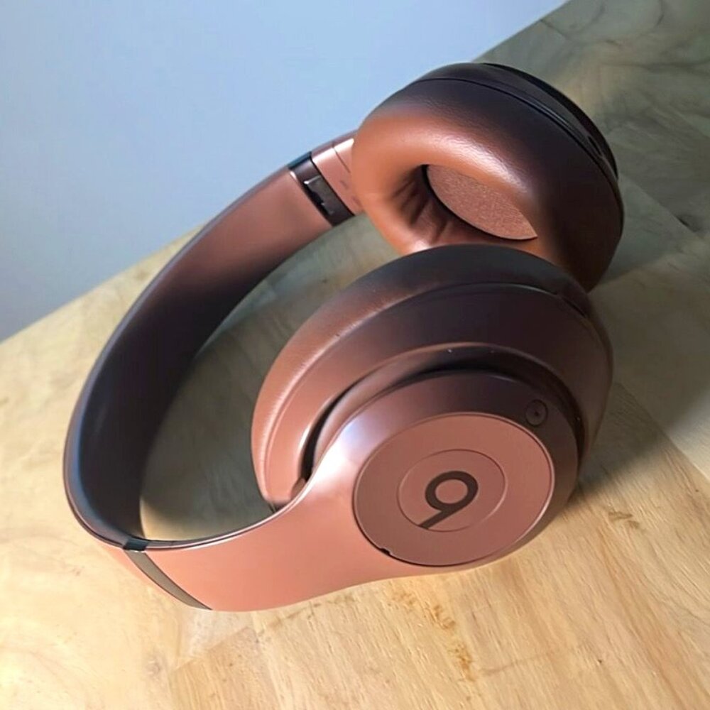 beats studio pro x kim kardashian